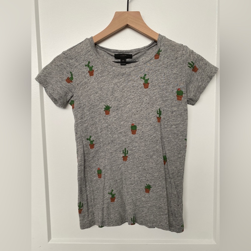 JCrew XXS grey cactus print tshirt